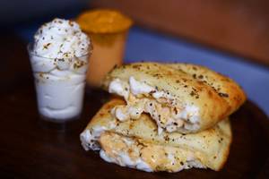 Cheese Burst Garlic Bread