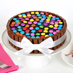 Kit-Kat Gems Chocolate Cake