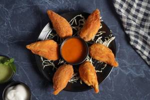 Chicken Kurkure Momos