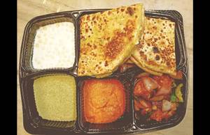 Aloo Paratha With Chilly Chicken