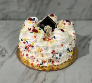 White Forest Cake [500 Grams]