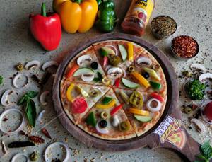 Peri Peri Veg Pizza 