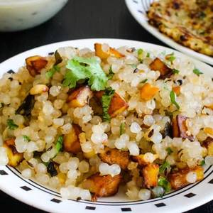 Khichadi Sabudana with dahi 