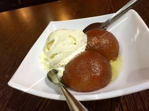 Gulab jamun / ice cream
