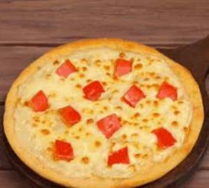 Lovely? Tomatoes Cheese Pizza
