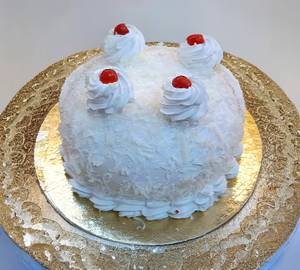White forest cake  half kg