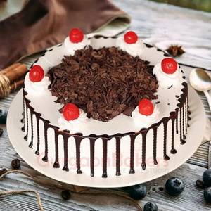 Eggless Black Forest Cake (2 Pounds)