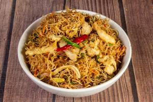 Chicken Schezwan Rice Noodles