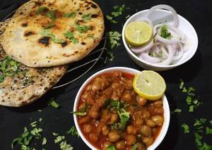 Chole Kulcha [Punjabi Special]