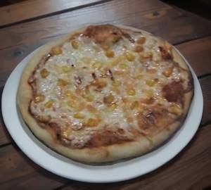 Corn pizza
