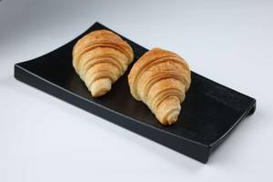 Butter Croissant (2 Pcs)