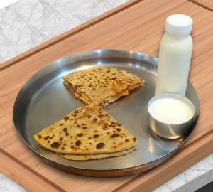 Aloo Paratha + Lassi Combo