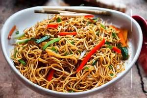 Veg Hakka Noodles