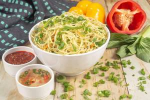 Veg Chilli Garlic Noodles