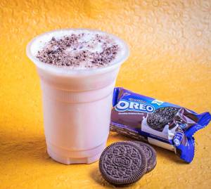 Strawberry Oreo Milk Shake