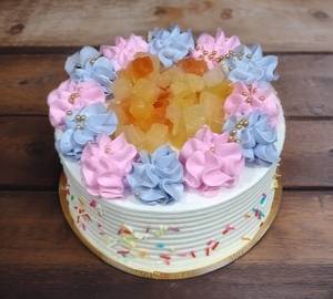 Simple Fresh Fruit Eggless Cake