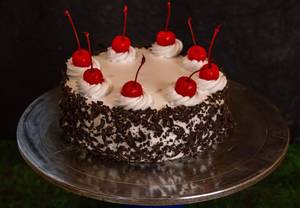 Black Forest Pastry Cake