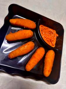 Cheesy pizza dippers [5pcs]