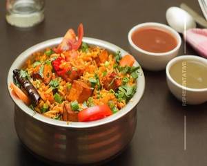 Paneer schezwan fried rice