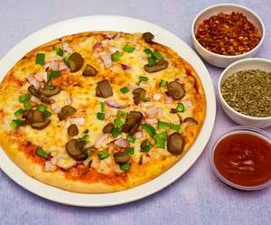 Capsicum Onion Mushroom Pizza