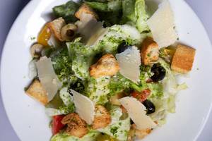 Caesar Salad With Chicken