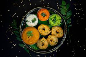 Onion Medu Vadai