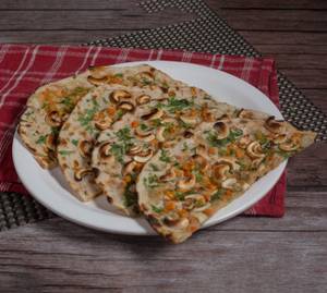 Stuffed Kulcha 