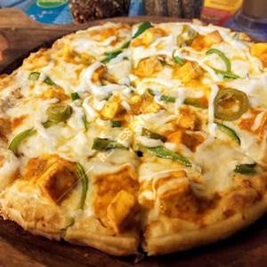 Panner Makhani Pizza