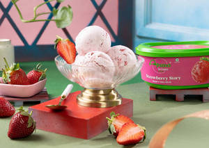 Strawberry Story Ice Cream