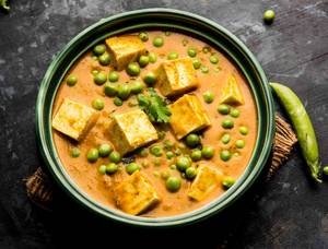 Matar Paneer