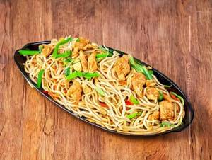 Chicken Crispy Chilli Garlic Noodles 