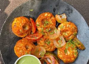 Paneer Tandoori Momos - 6 Pcs