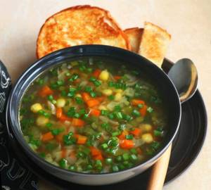 Veg clear soup