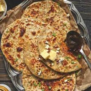 Tandoori Paneer Parantha