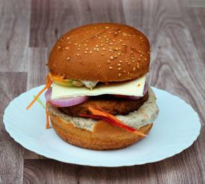 Tangy Paneer Burger