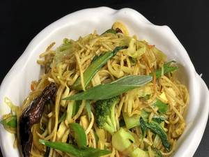 Chicken Singapore Noodles