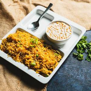Veg Biryani With Raita Combo