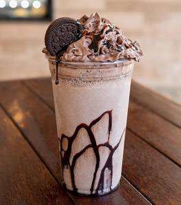 Crunchy Oreo Shake
