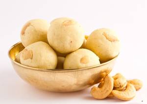 Maa Laddu