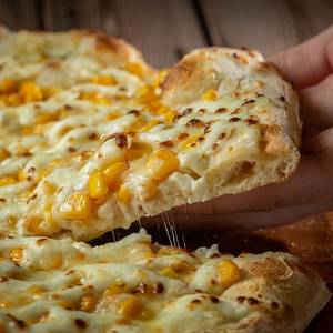 Cheese & Sweet Corn Pizza