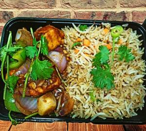 Chicken fried rice with chilli chicken gravy