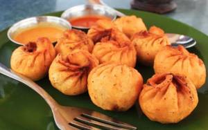 Veg Fried Momos ( 8 pcs)
