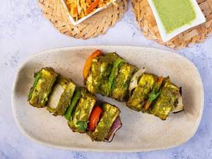 Paneer Haryali Tikka (8 Pcs)