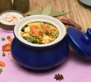 Veg Hyderabadi Tawa Biryani