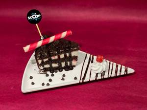 Black Forest Fantasy (Eggless)