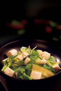 Steamed Chinese Green & Tofu In Mild Ginger Sauce(Mc)