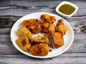 Mix Pakora (250 Gms)