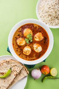 Egg garlic curry