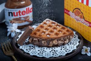 Nutella Kitkat Waffle