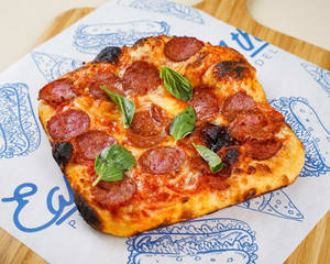 Chickeroni Square Pizza (thick Crust)